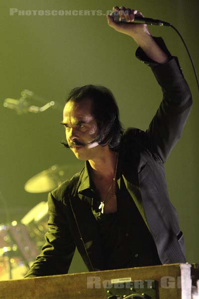 NICK CAVE AND THE BAD SEEDS - 2008-04-29 - PARIS - Casino de Paris - Nicholas Edward Cave [Nick Cave]